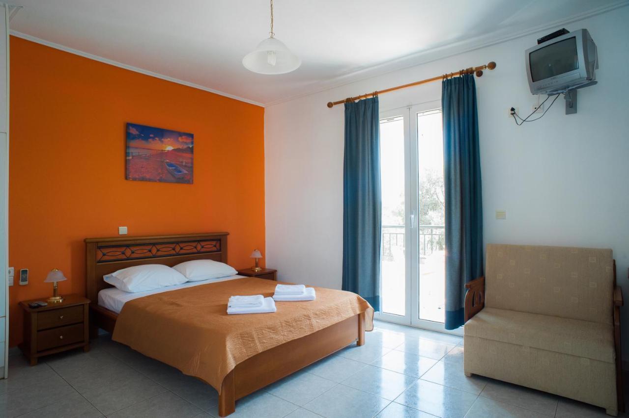 Marmaron Rooms Agiokampos  Exterior foto