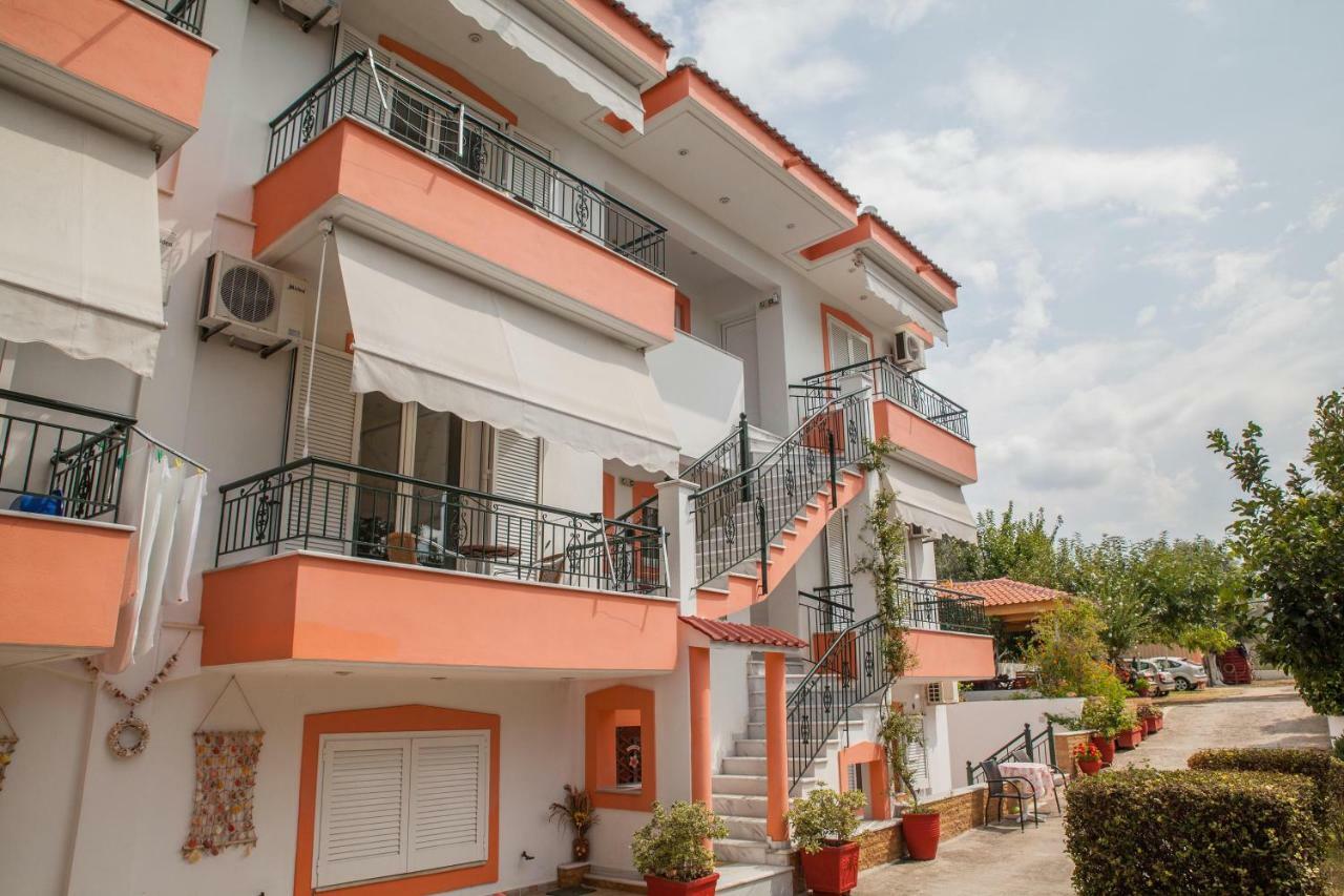Marmaron Rooms Agiokampos  Exterior foto